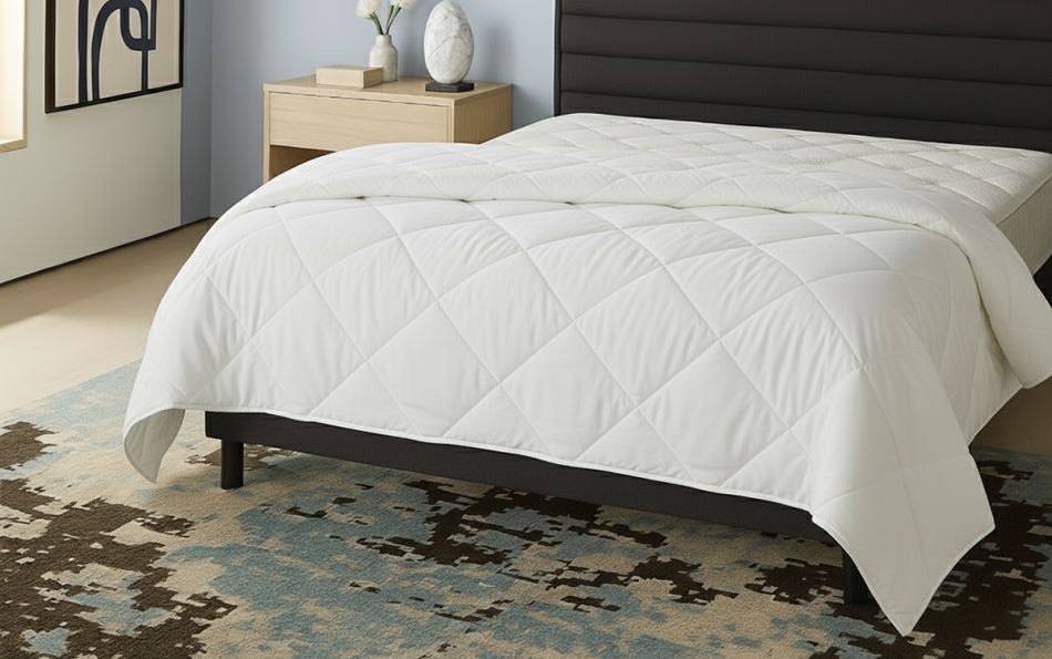 Mercure Light Fibre Duvet 1